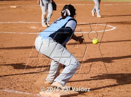 Thumbnail 1 in Pueblo vs. Yuma Catholic photogallery.