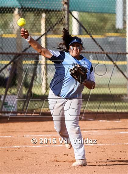 Thumbnail 3 in Pueblo vs. Yuma Catholic photogallery.