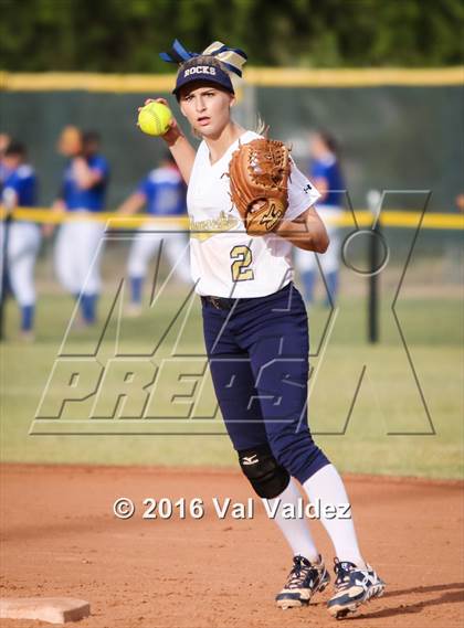 Thumbnail 3 in Pueblo vs. Yuma Catholic photogallery.