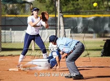 Thumbnail 3 in Pueblo vs. Yuma Catholic photogallery.