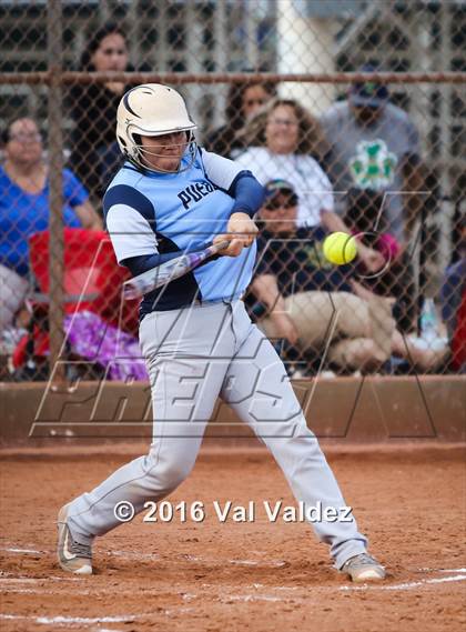 Thumbnail 3 in Pueblo vs. Yuma Catholic photogallery.