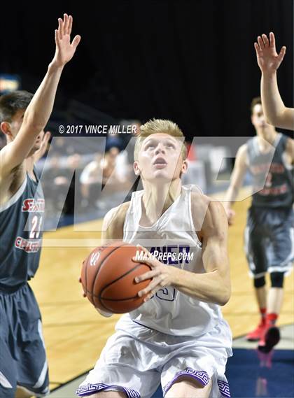 Thumbnail 2 in Seattle Christian vs. Sumner photogallery.