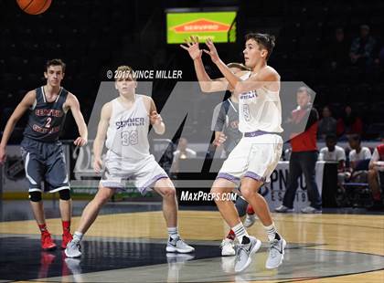 Thumbnail 2 in Seattle Christian vs. Sumner photogallery.