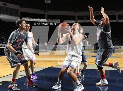 Thumbnail 3 in Seattle Christian vs. Sumner photogallery.
