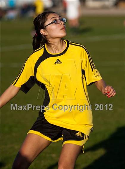 Thumbnail 3 in Elliot Christian vs. Hughson photogallery.