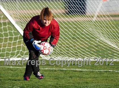Thumbnail 2 in Elliot Christian vs. Hughson photogallery.