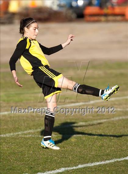 Thumbnail 2 in Elliot Christian vs. Hughson photogallery.