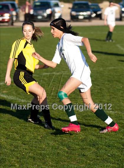 Thumbnail 3 in Elliot Christian vs. Hughson photogallery.