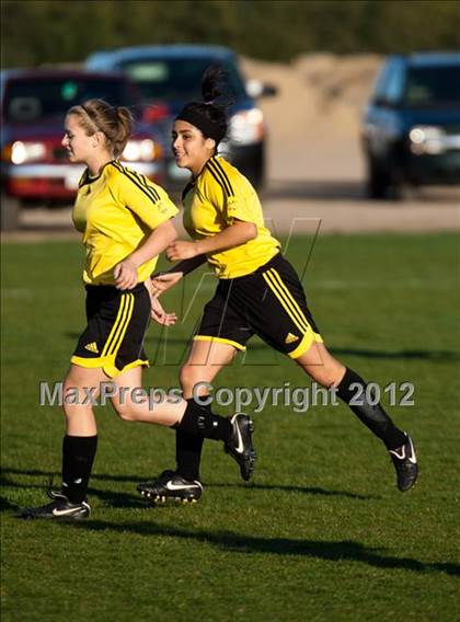Thumbnail 1 in Elliot Christian vs. Hughson photogallery.