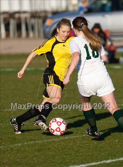 Thumbnail 2 in Elliot Christian vs. Hughson photogallery.