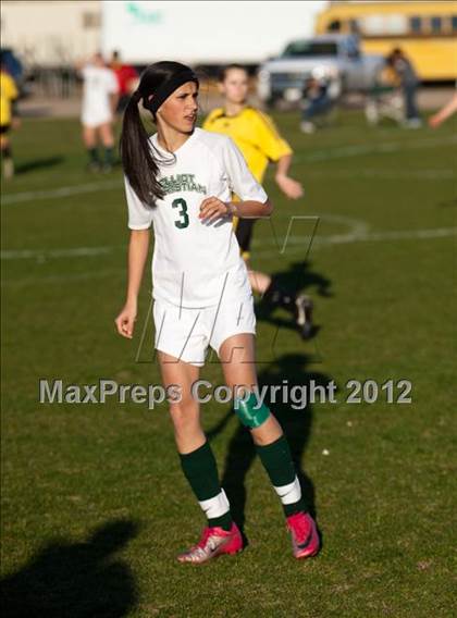Thumbnail 1 in Elliot Christian vs. Hughson photogallery.