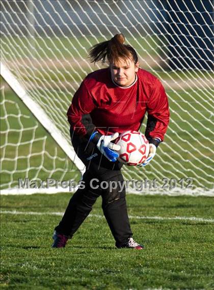 Thumbnail 3 in Elliot Christian vs. Hughson photogallery.