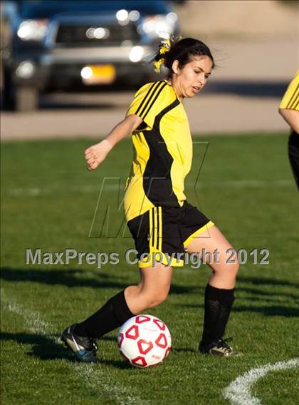 Thumbnail 2 in Elliot Christian vs. Hughson photogallery.