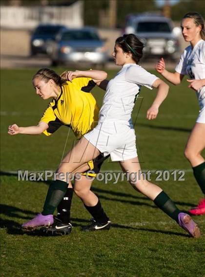 Thumbnail 2 in Elliot Christian vs. Hughson photogallery.