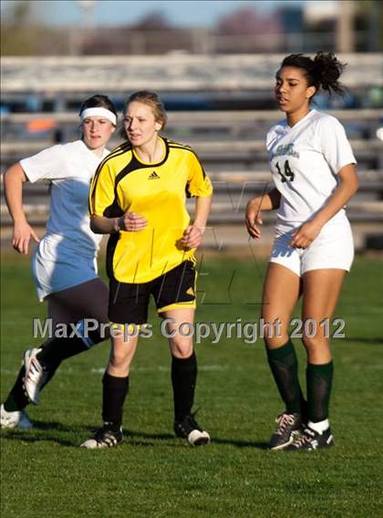 Thumbnail 3 in Elliot Christian vs. Hughson photogallery.