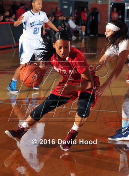 Thumbnail 2 in Centennial vs Mater Dei (Nike Extravaganza) photogallery.