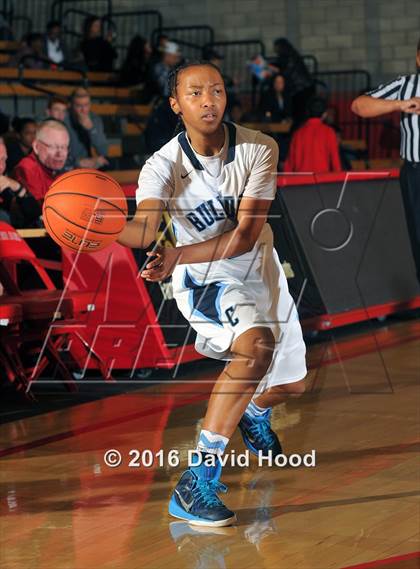 Thumbnail 1 in Centennial vs Mater Dei (Nike Extravaganza) photogallery.
