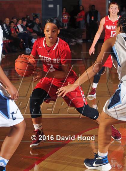 Thumbnail 1 in Centennial vs Mater Dei (Nike Extravaganza) photogallery.