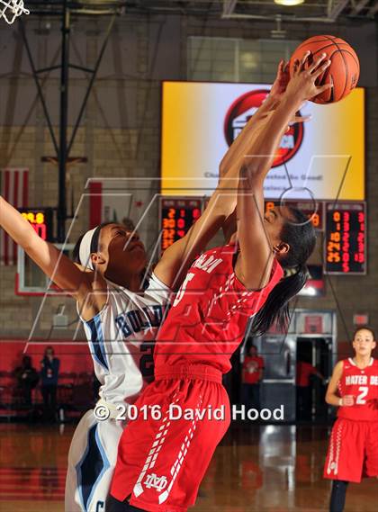 Thumbnail 1 in Centennial vs Mater Dei (Nike Extravaganza) photogallery.