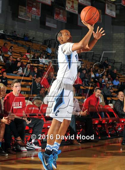 Thumbnail 1 in Centennial vs Mater Dei (Nike Extravaganza) photogallery.