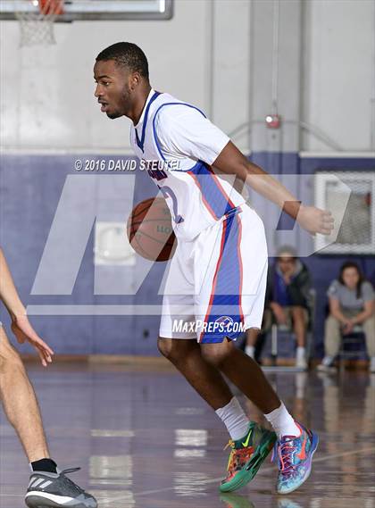 Thumbnail 3 in Clovis North vs. Christian Brothers (St. Hope Elite Classic) photogallery.