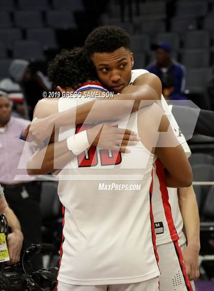 Thumbnail 3 in James Logan vs Chino Hills (CIF State D1 Final) photogallery.