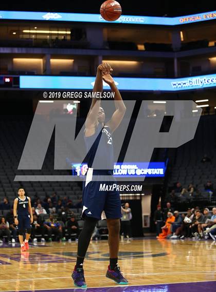 Thumbnail 1 in James Logan vs Chino Hills (CIF State D1 Final) photogallery.
