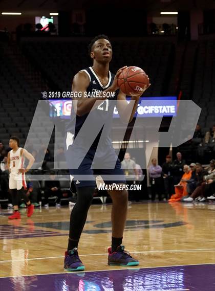 Thumbnail 2 in James Logan vs Chino Hills (CIF State D1 Final) photogallery.