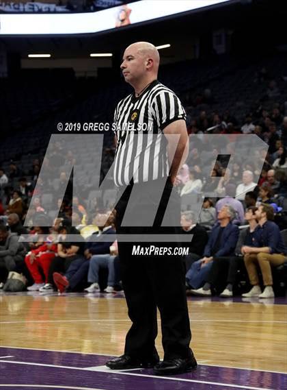 Thumbnail 2 in James Logan vs Chino Hills (CIF State D1 Final) photogallery.