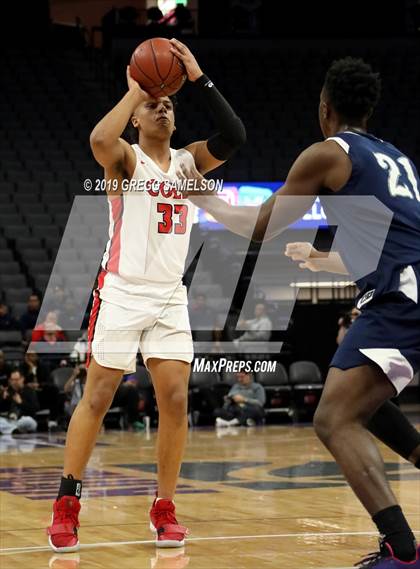 Thumbnail 3 in James Logan vs Chino Hills (CIF State D1 Final) photogallery.