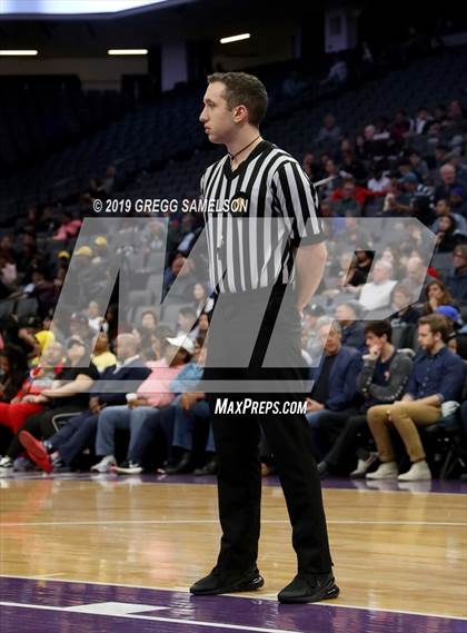 Thumbnail 2 in James Logan vs Chino Hills (CIF State D1 Final) photogallery.