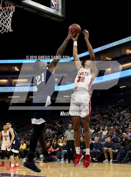 Thumbnail 3 in James Logan vs Chino Hills (CIF State D1 Final) photogallery.