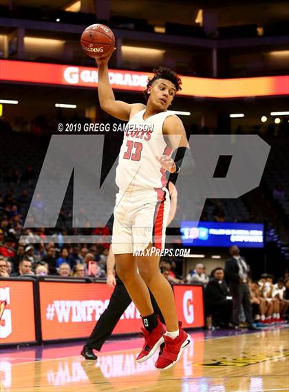 Thumbnail 2 in James Logan vs Chino Hills (CIF State D1 Final) photogallery.