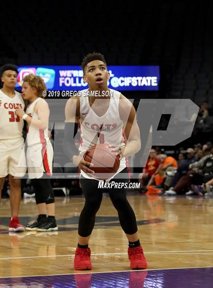 Thumbnail 2 in James Logan vs Chino Hills (CIF State D1 Final) photogallery.