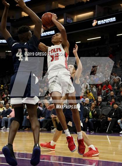 Thumbnail 3 in James Logan vs Chino Hills (CIF State D1 Final) photogallery.