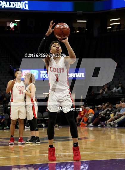 Thumbnail 3 in James Logan vs Chino Hills (CIF State D1 Final) photogallery.