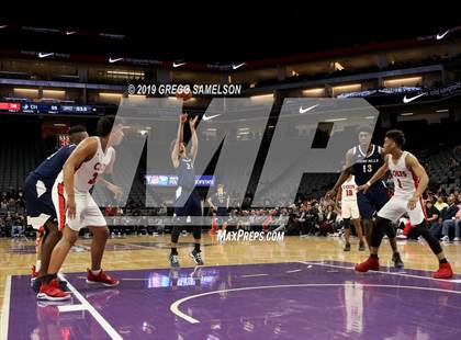 Thumbnail 3 in James Logan vs Chino Hills (CIF State D1 Final) photogallery.