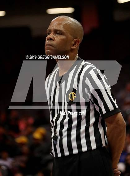Thumbnail 1 in James Logan vs Chino Hills (CIF State D1 Final) photogallery.