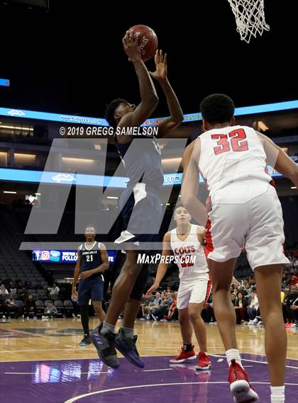 Thumbnail 2 in James Logan vs Chino Hills (CIF State D1 Final) photogallery.
