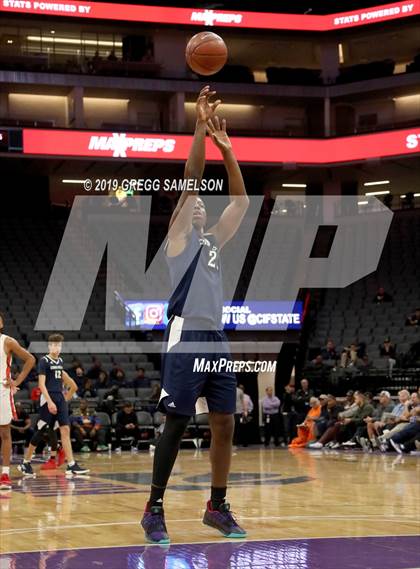 Thumbnail 3 in James Logan vs Chino Hills (CIF State D1 Final) photogallery.