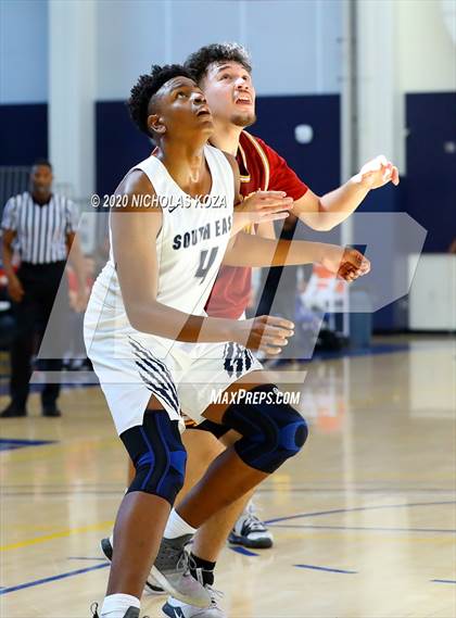 Thumbnail 3 in South East vs. Roosevelt (CIF LAC D2 Finals) photogallery.