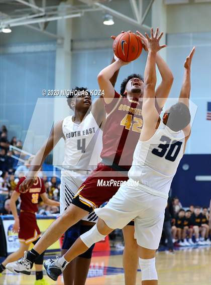 Thumbnail 2 in South East vs. Roosevelt (CIF LAC D2 Finals) photogallery.