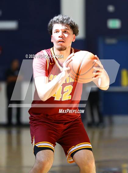 Thumbnail 3 in South East vs. Roosevelt (CIF LAC D2 Finals) photogallery.