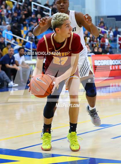 Thumbnail 2 in South East vs. Roosevelt (CIF LAC D2 Finals) photogallery.