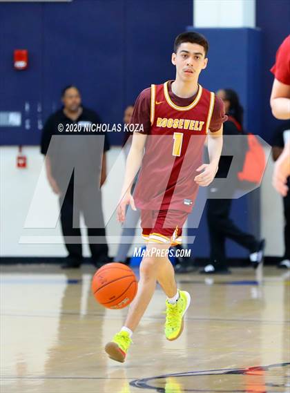 Thumbnail 2 in South East vs. Roosevelt (CIF LAC D2 Finals) photogallery.