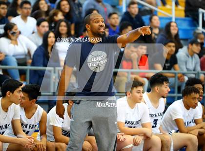 Thumbnail 3 in South East vs. Roosevelt (CIF LAC D2 Finals) photogallery.
