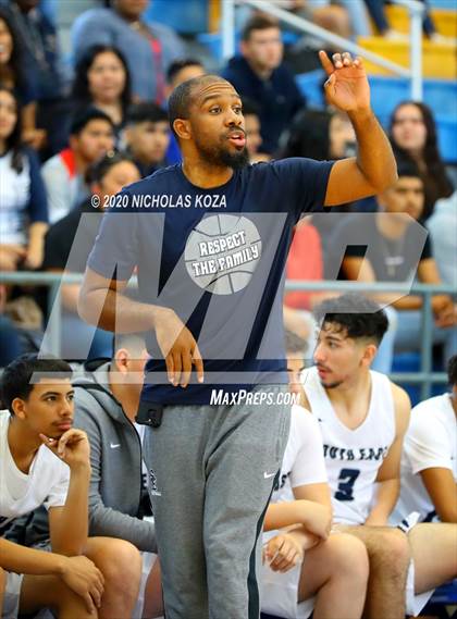Thumbnail 3 in South East vs. Roosevelt (CIF LAC D2 Finals) photogallery.