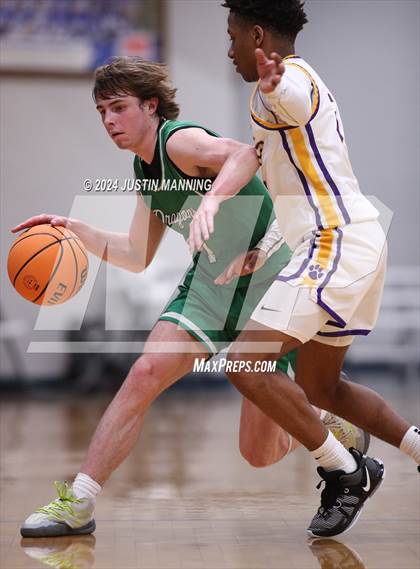Thumbnail 2 in Dumas vs. Genoa Central (AAA 3A-4 Regional Round 1) photogallery.
