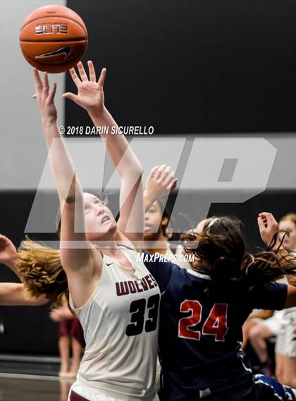 Thumbnail 2 in Desert Mountain vs. St. Paul (Nike Tournament of Champions Final) photogallery.