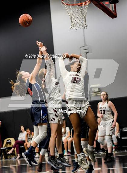 Thumbnail 2 in Desert Mountain vs. St. Paul (Nike Tournament of Champions Final) photogallery.